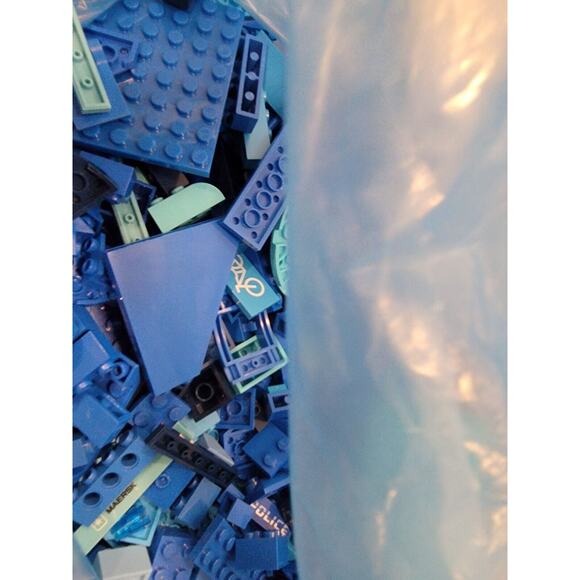 4lb Bag Of Mixed Lego Lot Blue Pieces - Picture 4 of 5